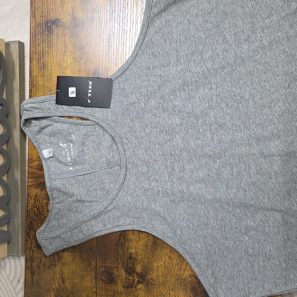 Tezo Racerback Gray Tank - Picture 2 of 10